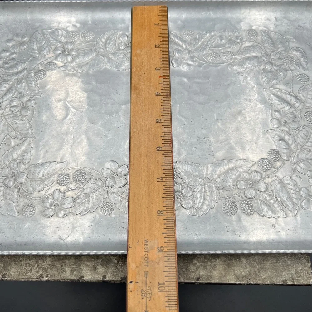 Everlast Hand Forged Aluminum Tray Vintage Floral Berry Hammered Metal 1930s 40s